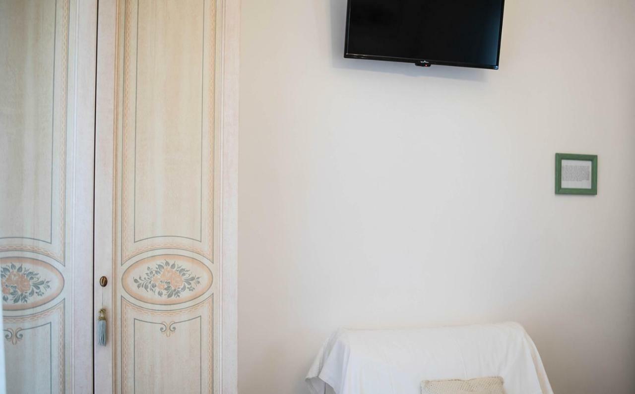 B&B Liola Patti Exterior foto